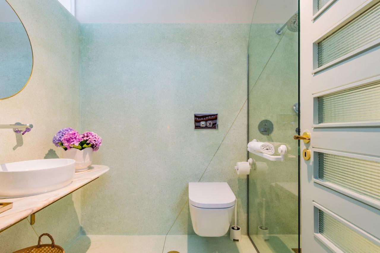 Incredible Duplex Penthouse & Terraces & Parking Apartment *